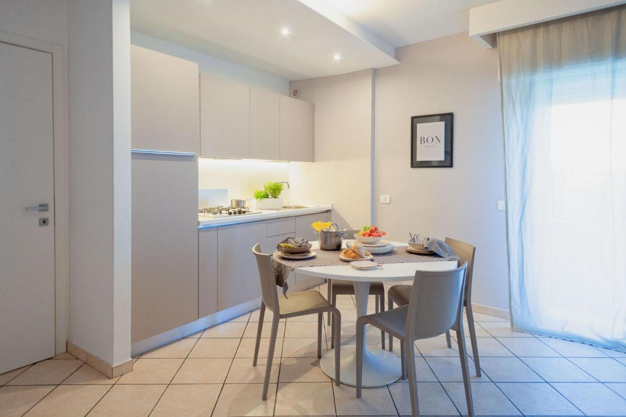 リッチョーネ Residenza Almaアパートホテル エクステリア 写真