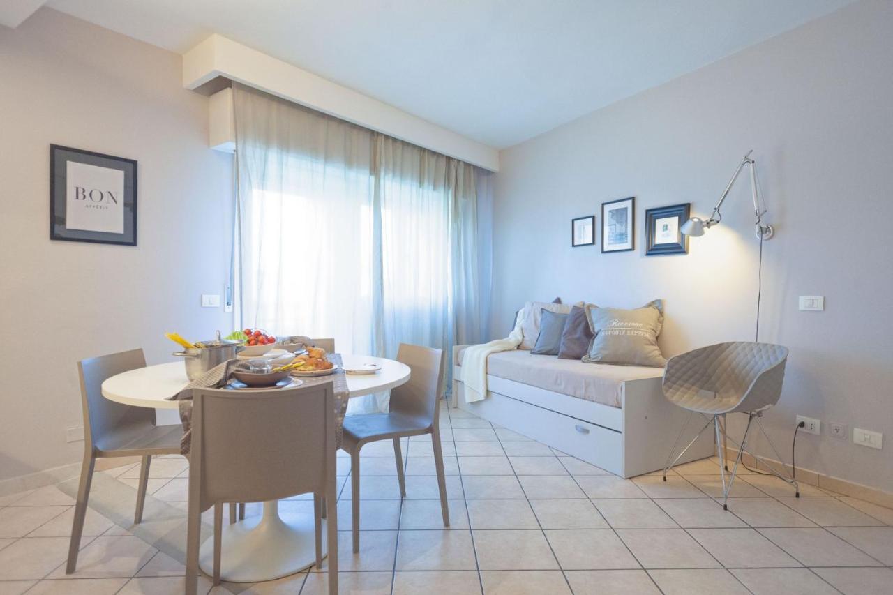 リッチョーネ Residenza Almaアパートホテル エクステリア 写真
